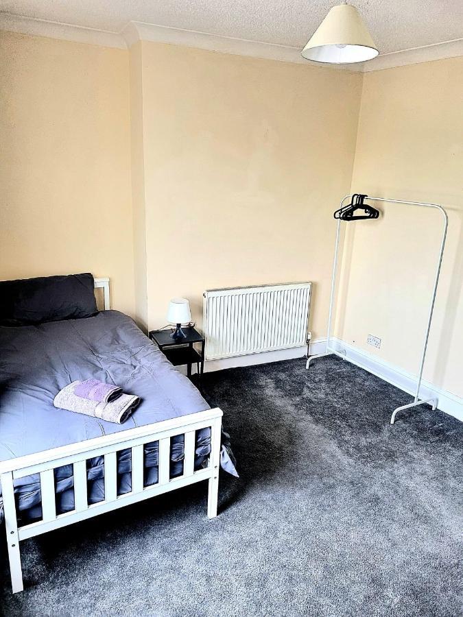 Bishop Retreat Villa Bishop Auckland Bagian luar foto